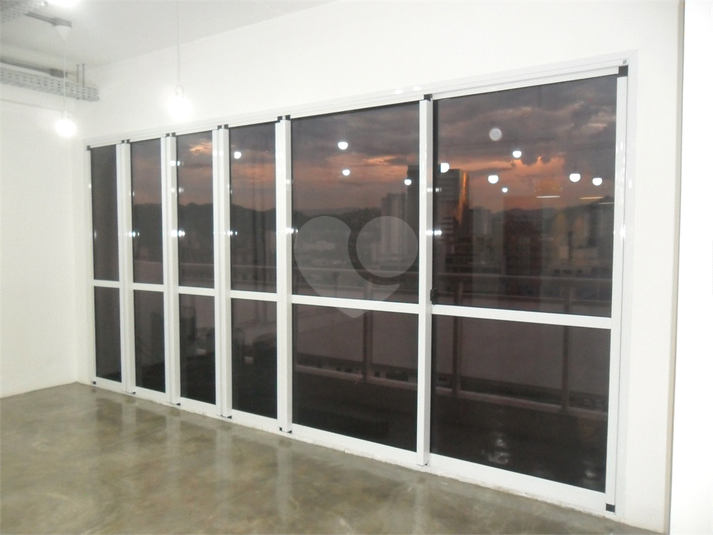 Foto REO1025004