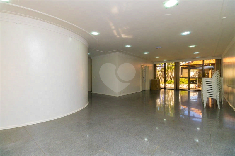 Foto REO1025028
