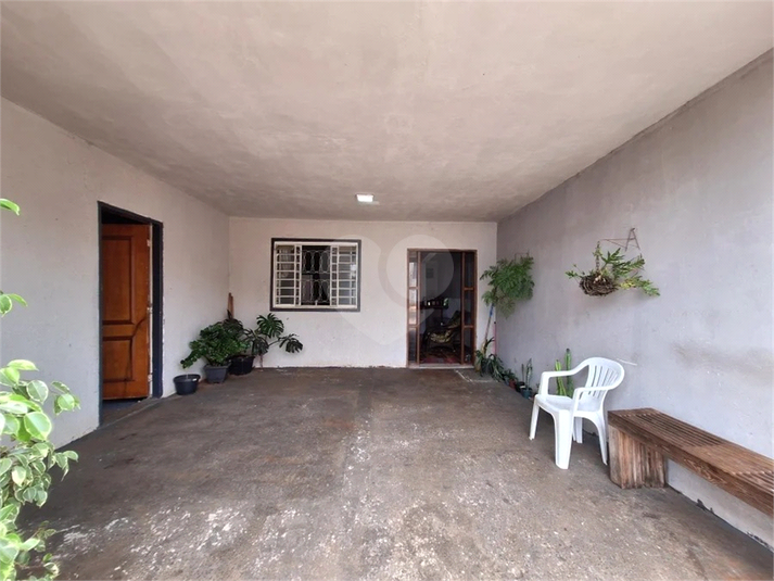 Foto REO1025141