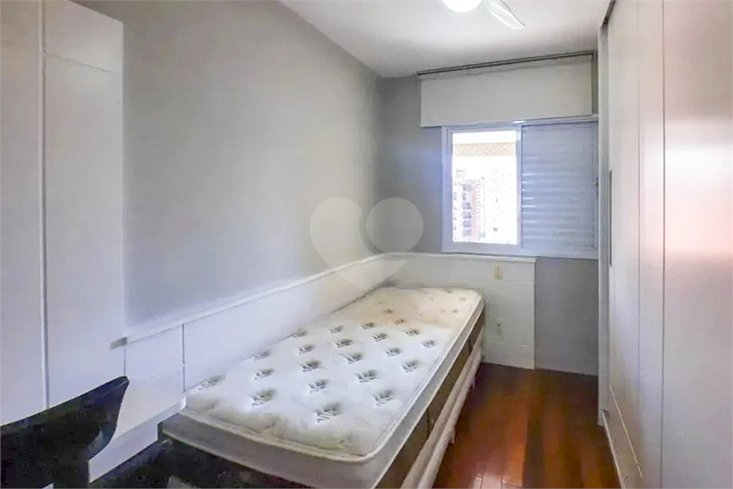 Foto REO1025191