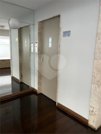 Foto REO1025227