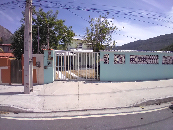 Foto REO1025308