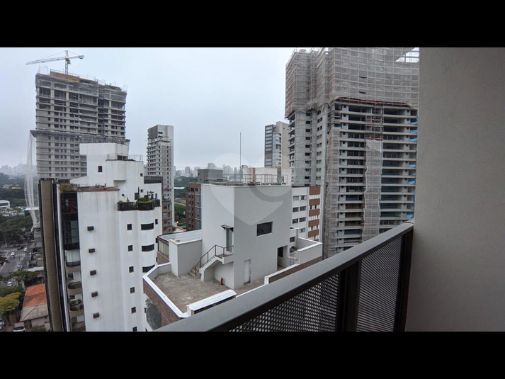 Foto REO1025585