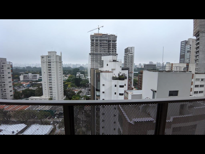 Foto REO1025585