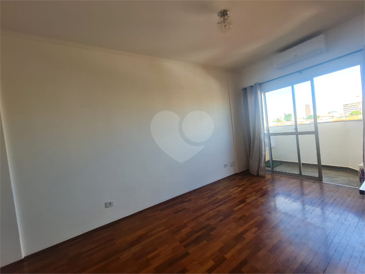 Foto REO1025686