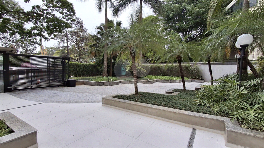 Foto REO1025766