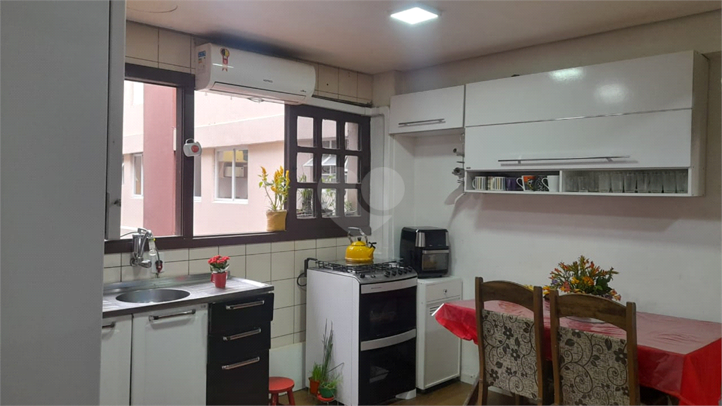 Venda Apartamento Porto Alegre Centro Histórico REO1025777 9