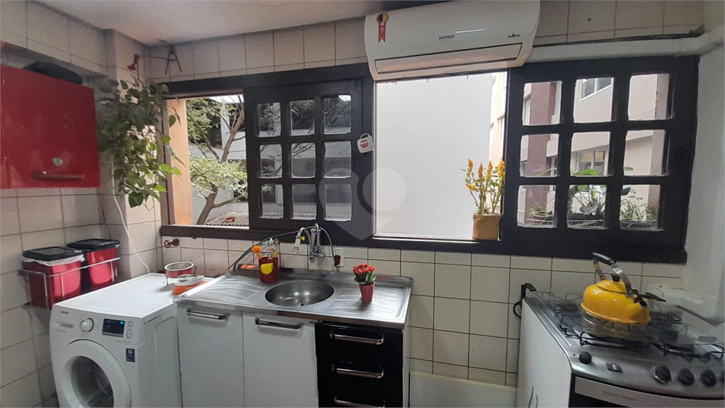 Venda Apartamento Porto Alegre Centro Histórico REO1025777 8