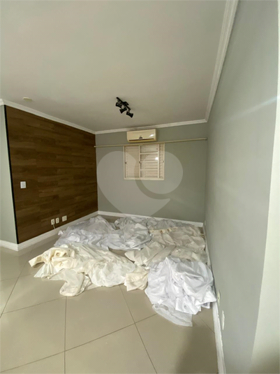 Foto REO1026012