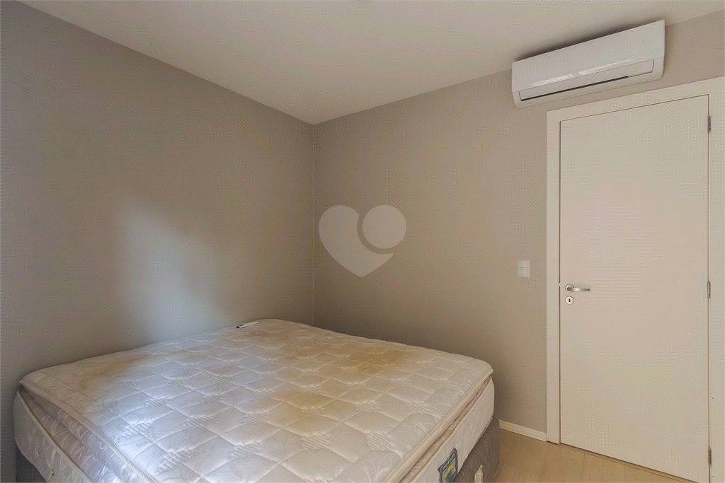 Venda Apartamento Porto Alegre Auxiliadora REO1026033 6