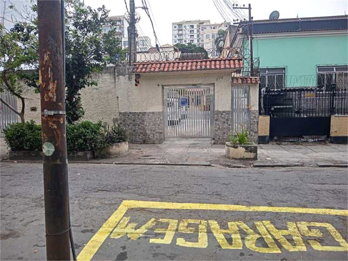 Foto REO1026181