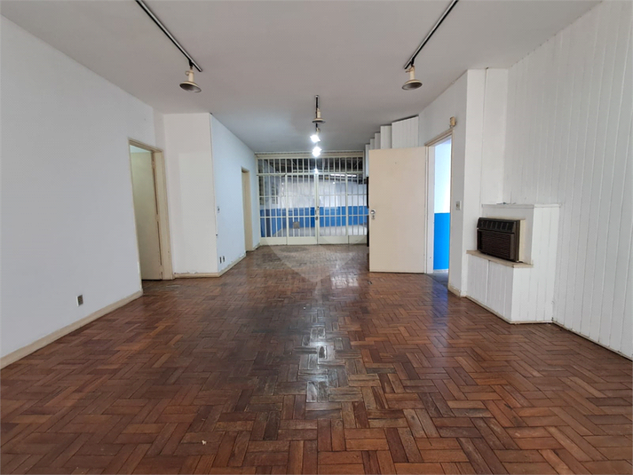Foto REO1026185