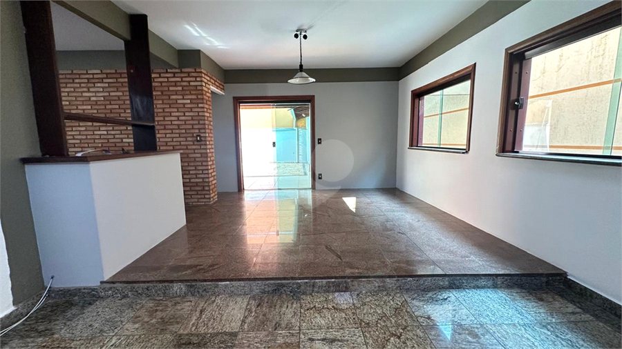 Foto REO1026511