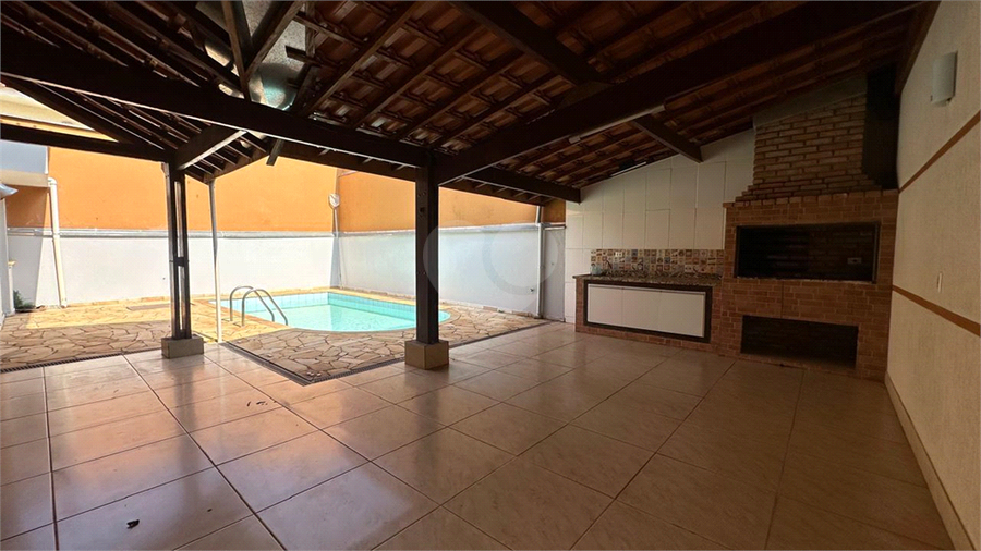 Foto REO1026511