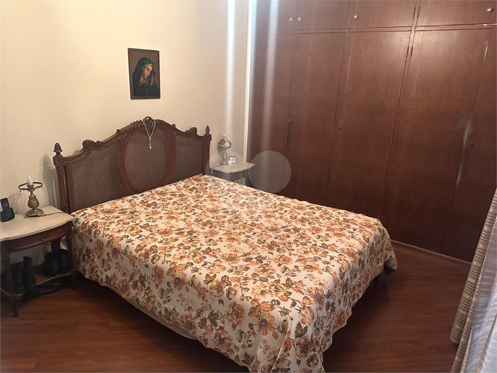 Foto REO1027017