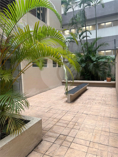 Foto REO1027017