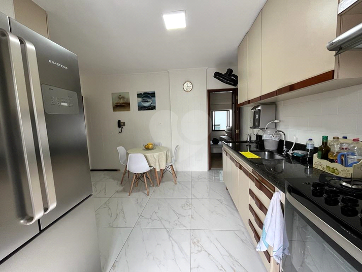 Foto REO1027023