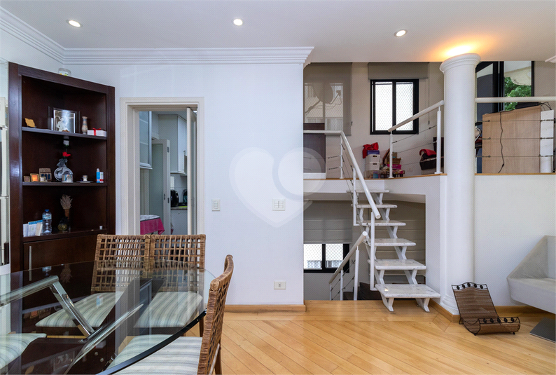 Foto REO1027065