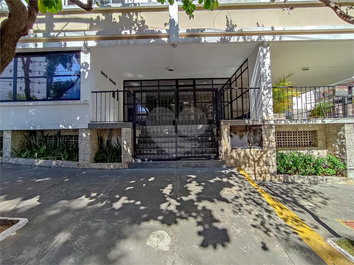 Foto REO1027070