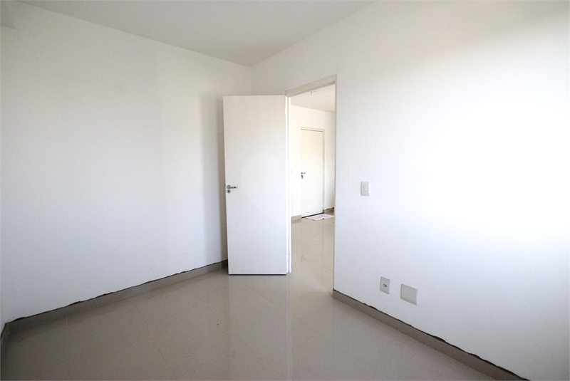 Venda Apartamento São Paulo Cambuci REO1027137 36