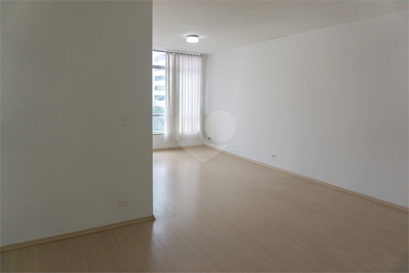 Venda Apartamento São Paulo Bela Vista REO1027216 3