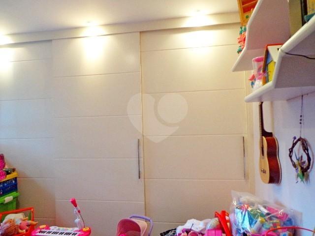 Foto REO102822