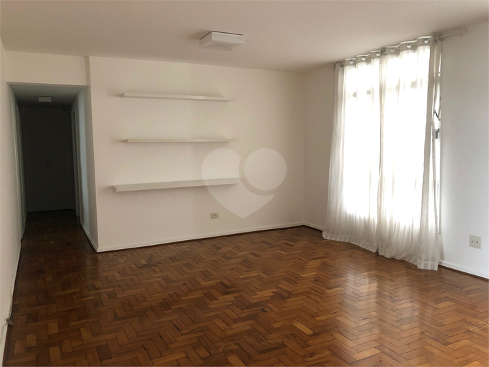 Foto REO102841