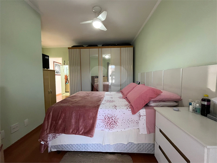 Foto REO1028486
