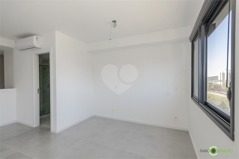 Venda Apartamento Porto Alegre Petrópolis REO1030339 3