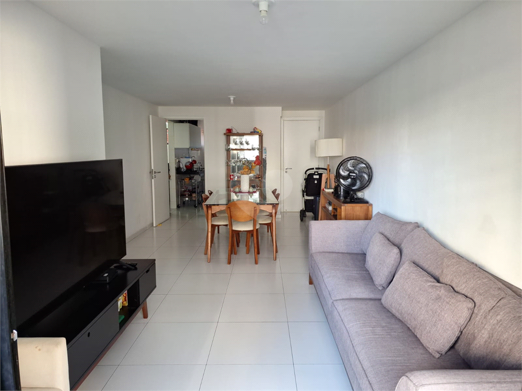 Venda Apartamento Maceió Ponta Verde REO1030370 5