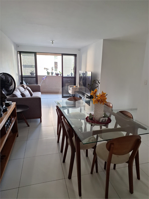 Venda Apartamento Maceió Ponta Verde REO1030370 4