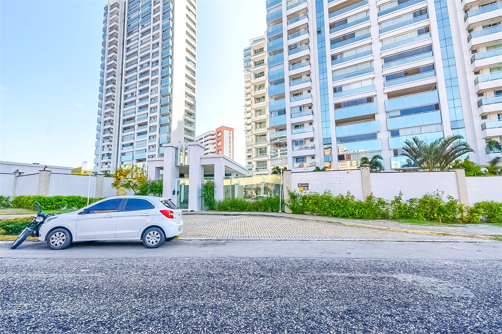 Venda Apartamento Fortaleza Engenheiro Luciano Cavalcante REO1030462 3