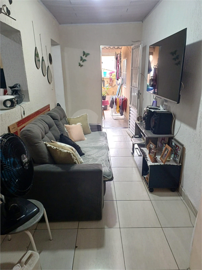 Foto REO1030809