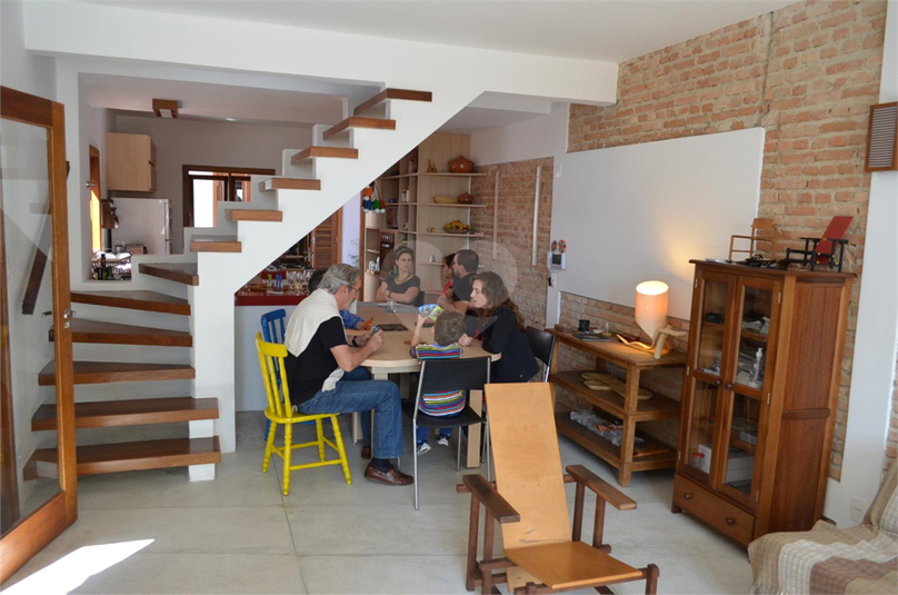 Foto REO1030825