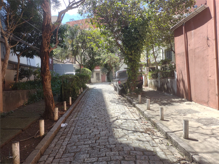 Venda Casa de vila São Paulo Bela Vista REO1030846 1