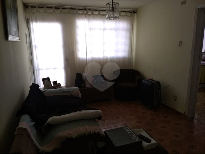 Foto REO1031075