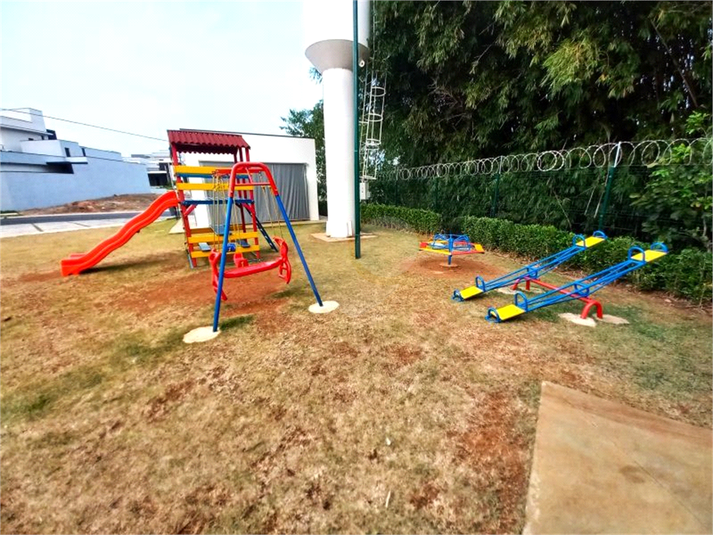 Foto REO1031165