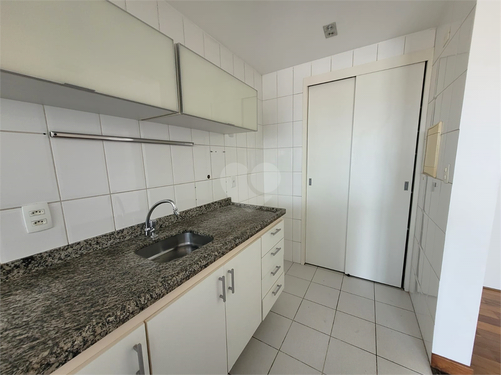 Venda Apartamento São Paulo Lapa REO1031355 24