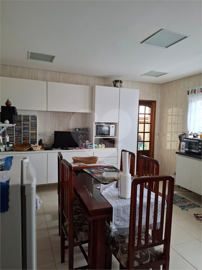 Foto REO1031640