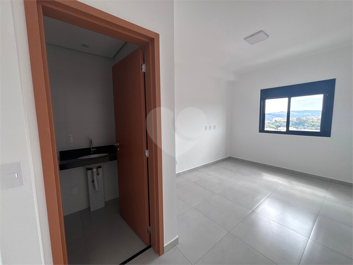 Foto REO1031669