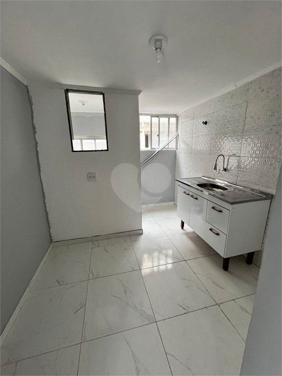 Venda Apartamento Santos Aparecida REO1031743 15