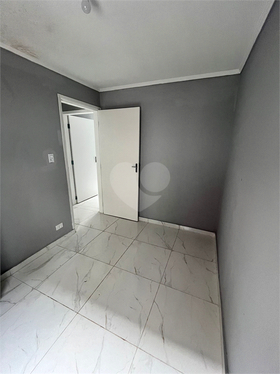 Venda Apartamento Santos Aparecida REO1031743 10