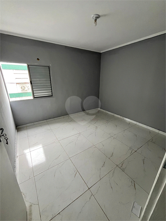 Venda Apartamento Santos Aparecida REO1031743 12