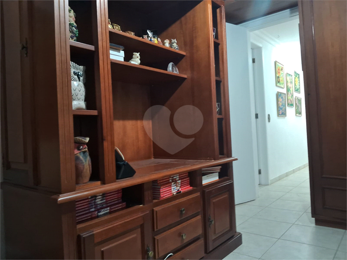 Foto REO1032082
