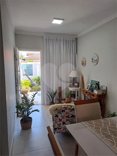 Foto REO1032297