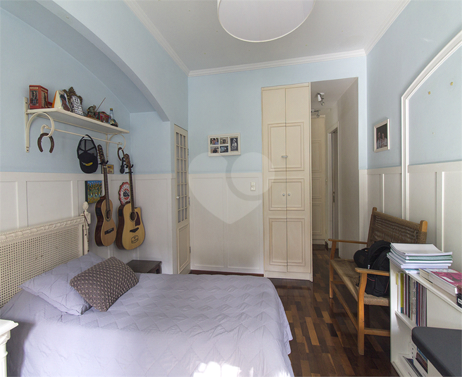 Foto REO1032298