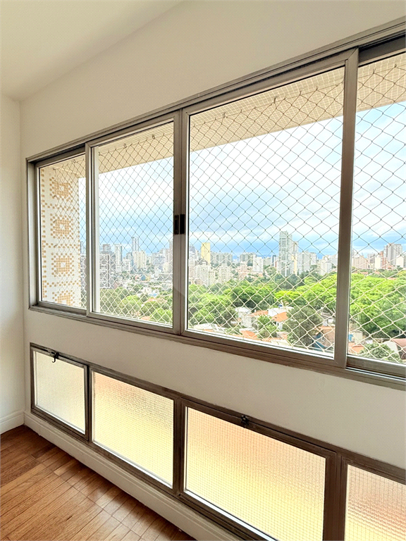 Venda Apartamento São Paulo Sumaré REO1032633 3