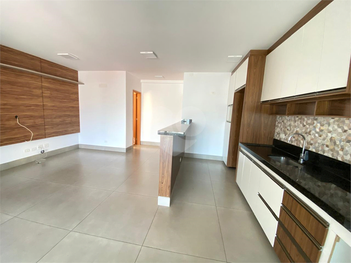 Foto REO1032687