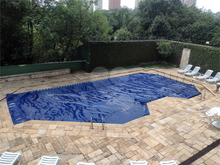 Foto REO1032713
