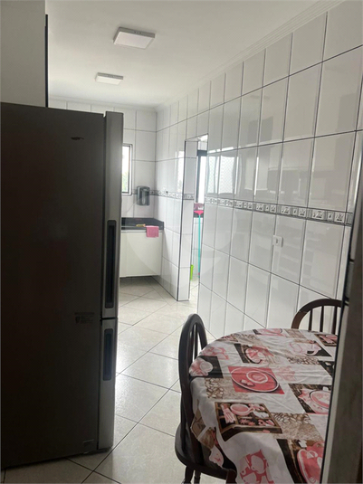 Foto REO1032775